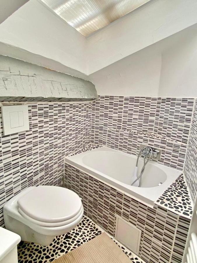 Appartements Cosy Au Centre De ลาแซน-ซูร์-แมร์ ภายนอก รูปภาพ